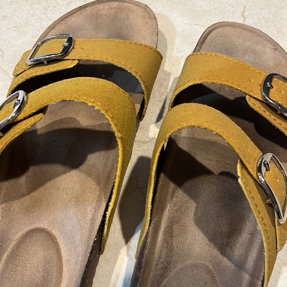Yellow Sandals - Picture 3 of 9